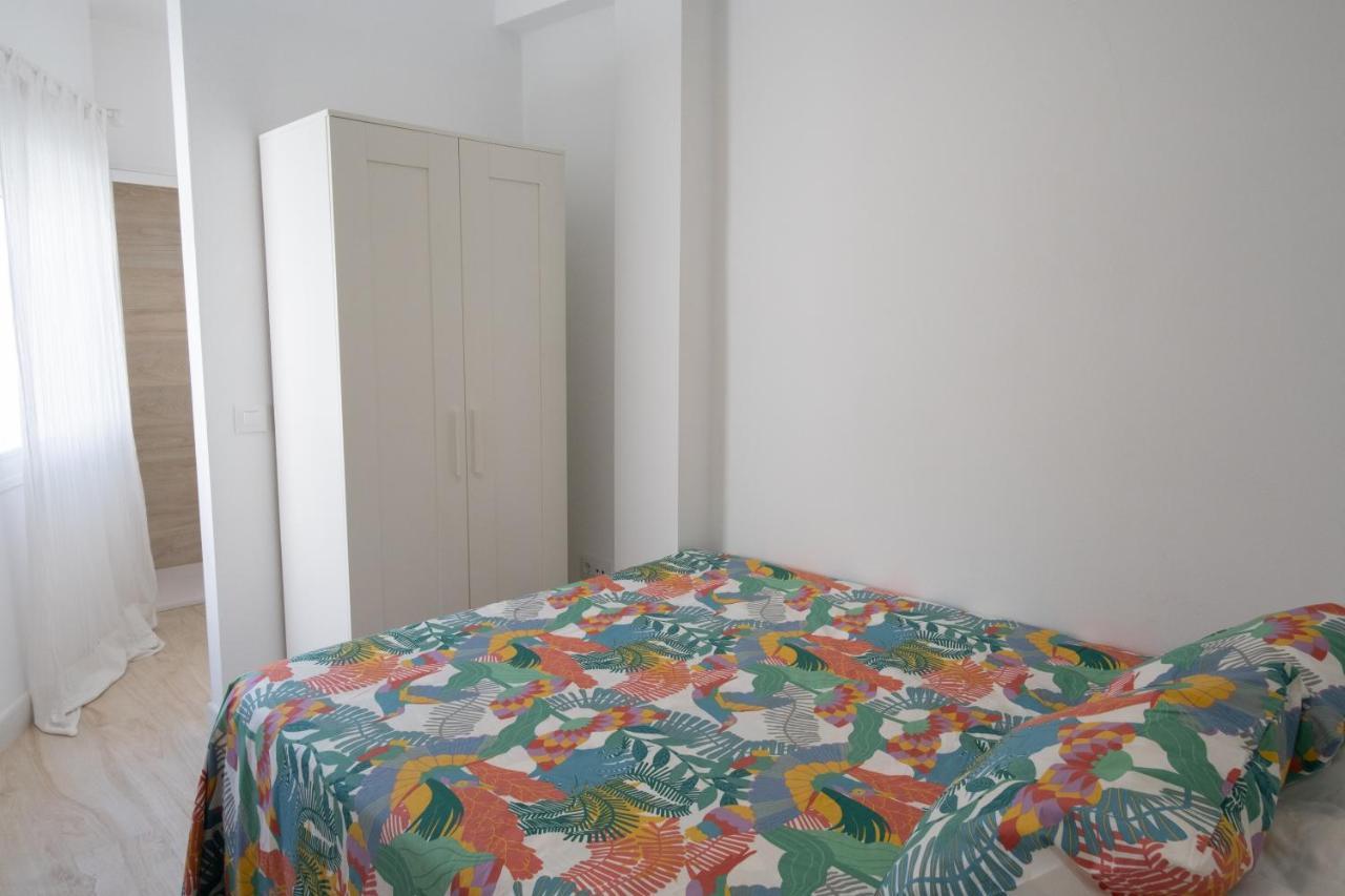Penthouse City Center Private Terrace Wifi Малага Экстерьер фото